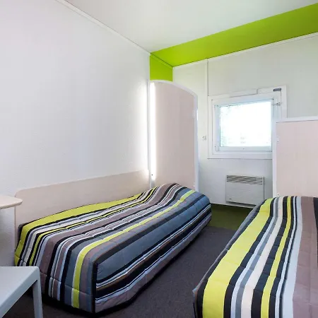 Enzo 1er Prix Hotel 2*